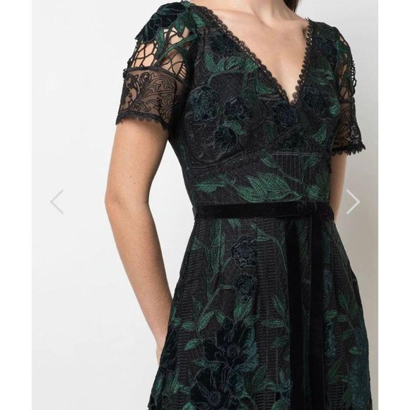 (Sold) Marchesa Notte Velvet Guipure Cocktail Dres - Picture 5 of 12